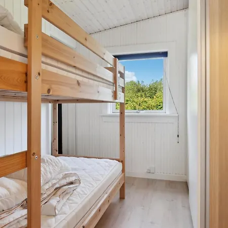 Gorgeous In With Kitchen Holiday home *